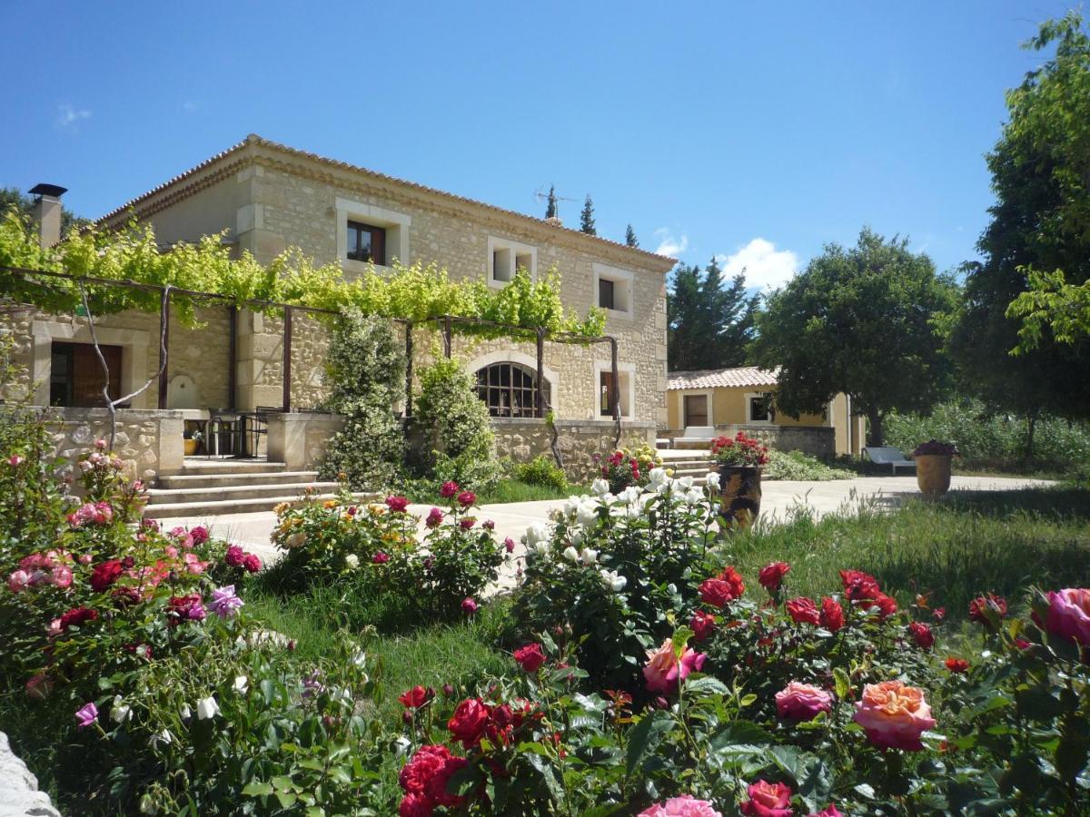 Mas Saint-Joseph Bed & Breakfast Fontvieille Eksteriør bilde