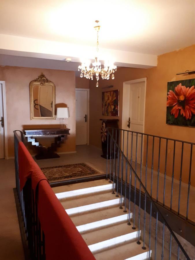 Mas Saint-Joseph Bed & Breakfast Fontvieille Eksteriør bilde
