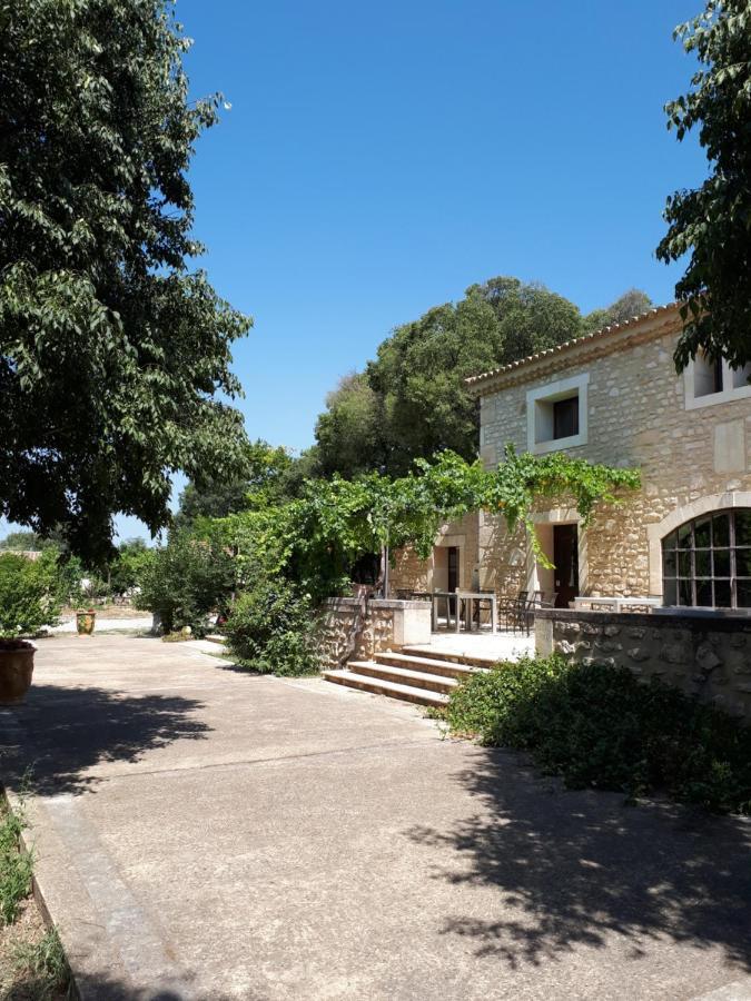 Mas Saint-Joseph Bed & Breakfast Fontvieille Eksteriør bilde